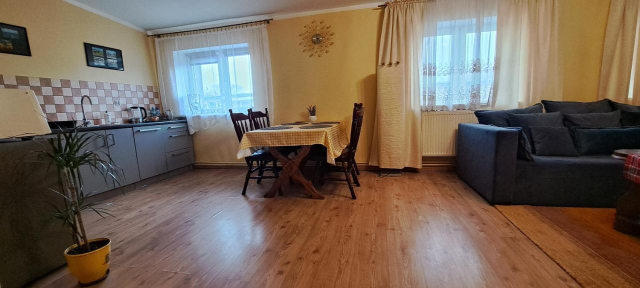 Apartament Alcatraz Z Kominkiem Каменна Гора Екстериор снимка